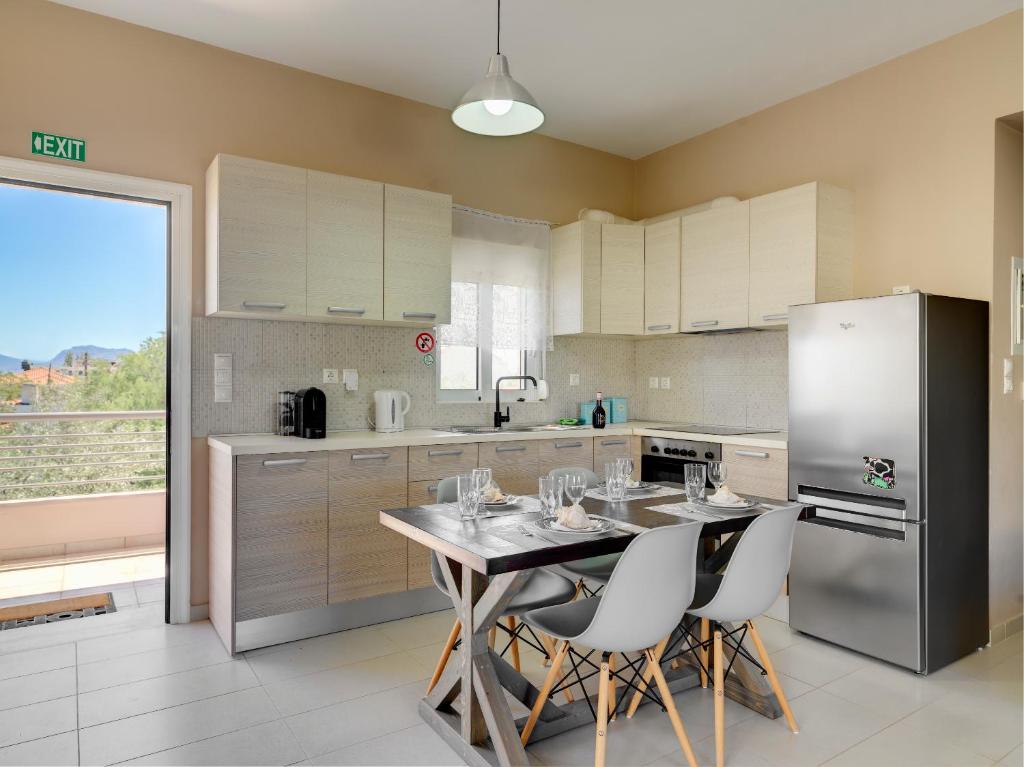 Pearl kokkonaki - Two-Bedroom Apartment