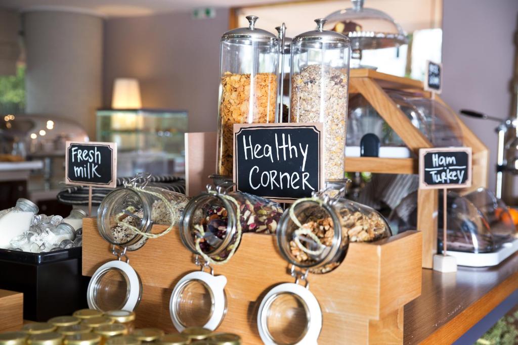 Blazer Suites Hotel - Resim 19