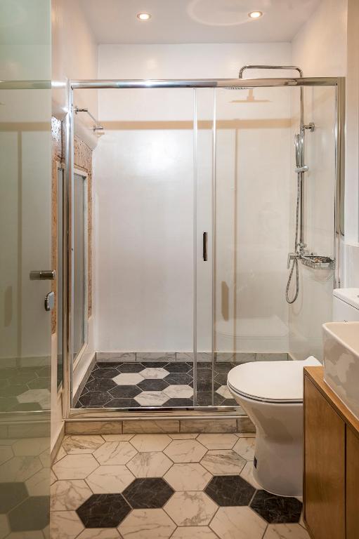 Koupelna v ubytování Hamam Suites Sifaka