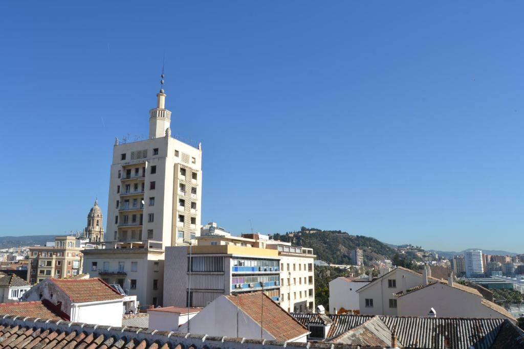 Nespecifikovaný výhled na destinaci Málaga nebo výhled na město při pohledu z hotelu