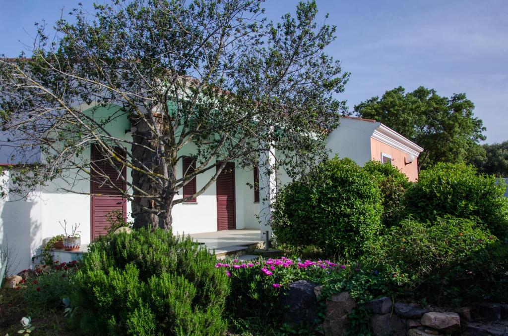 Ogród w obiekcie Residence Cort'e Accas