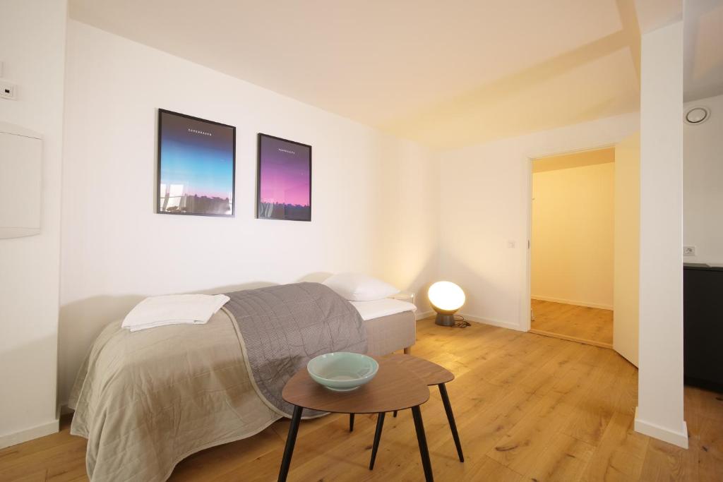 Postel nebo postele na pokoji v ubytování Rent A Place 1 - 4