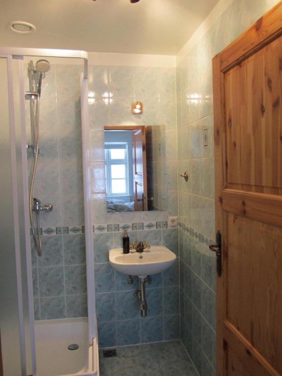 Koupelna v ubytování Guesthouse Storu-Laugar