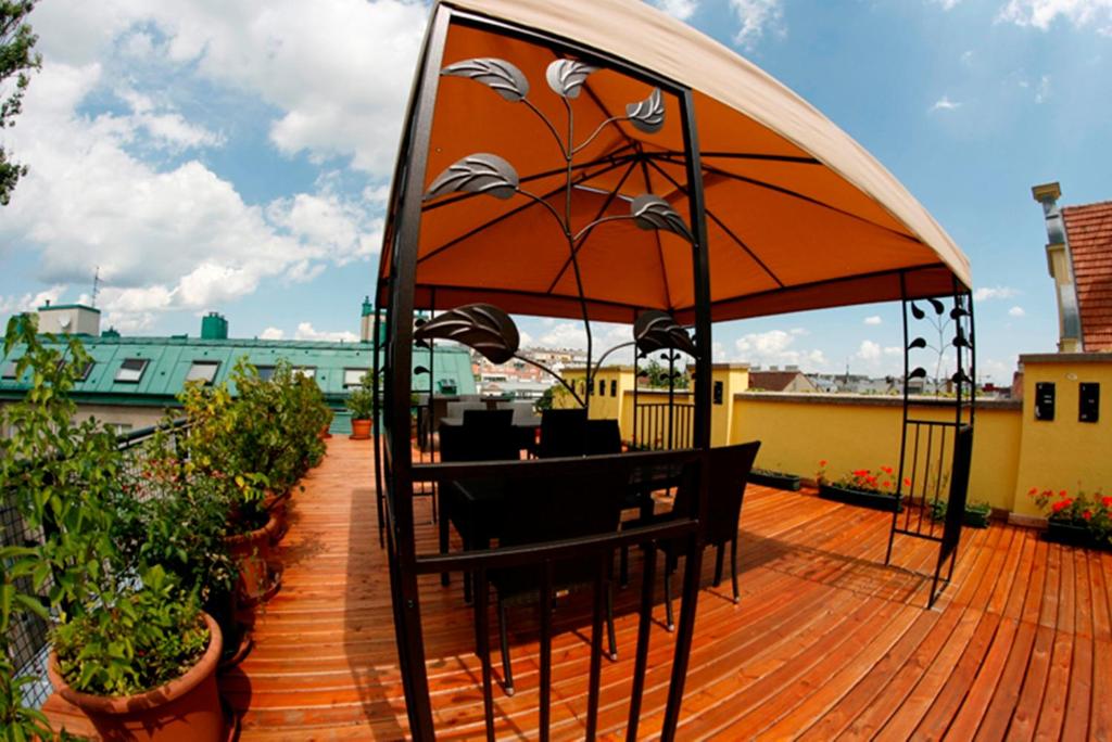 Hotel Apartment Rothensteiner - Resim 6