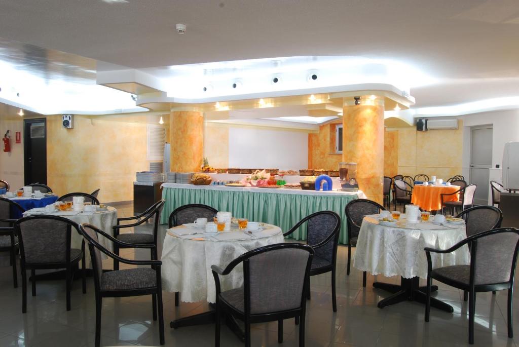 Restaurace v ubytování Hotel Maxim's