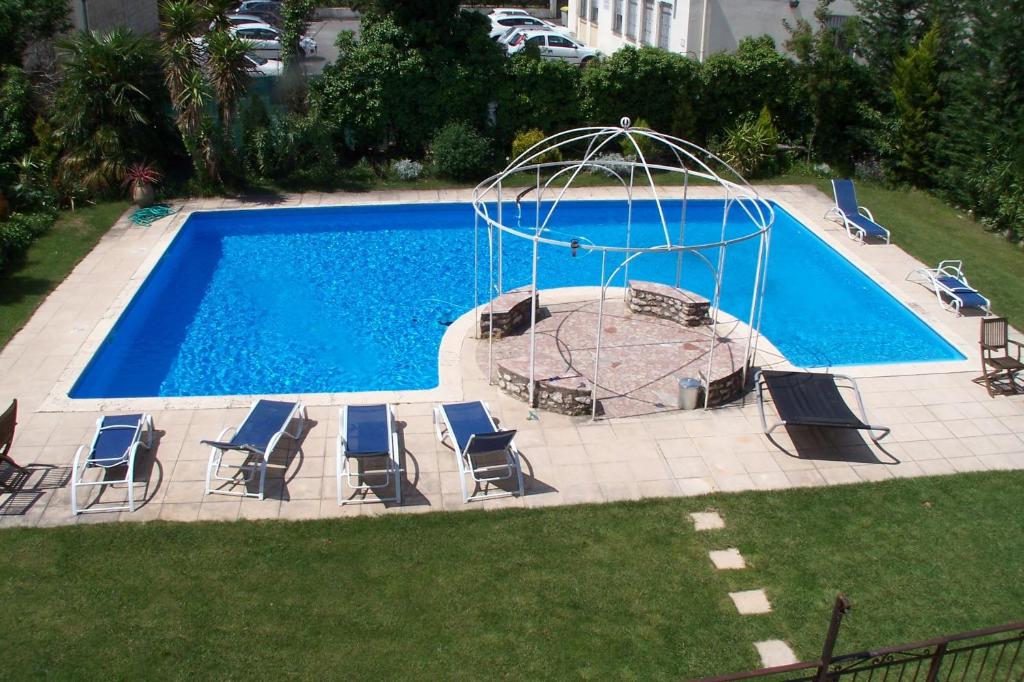 Bazén v ubytování Villa Lafabregue nebo v jeho okolí