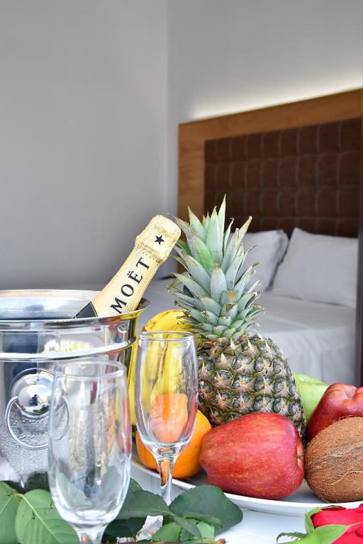 Artemis Hotel Apartments - 17