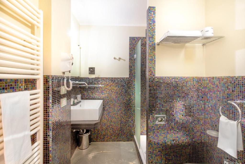 Il Convento Dei Fiori Di Seta - Resim 34