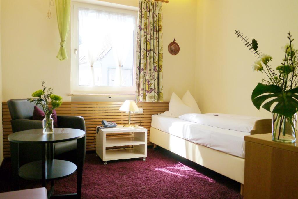 Hotel Grader - Single Room