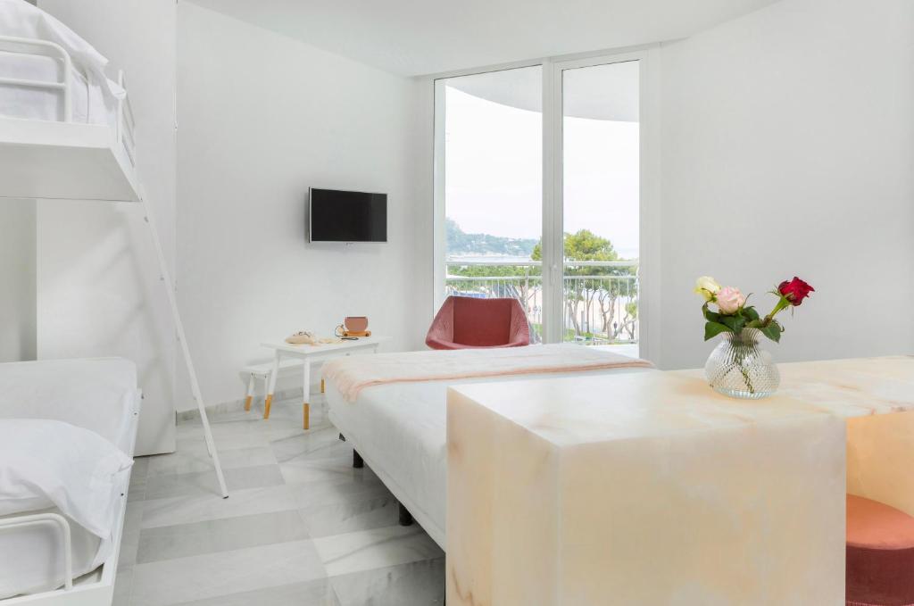 TV a/nebo společenská místnost v ubytování Hotel Aromar