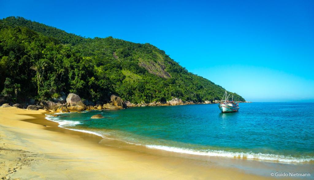  chale ponta negra paraty