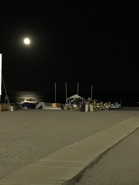 Kép Apartamento con piscina en Torremolinos szállásáról Torremolinosban a galériában