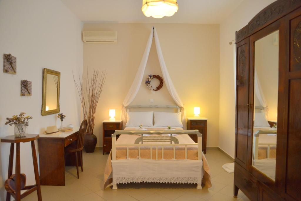 Zdjęcie z galerii obiektu Vichou rooms w mieście Adamas