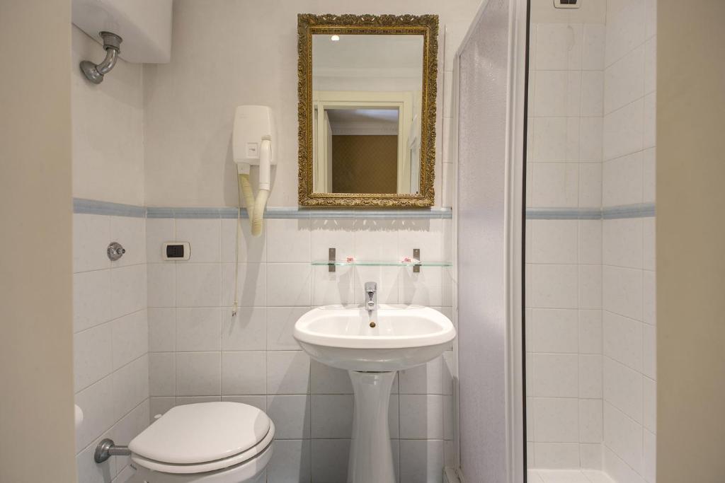 939 Hotel - Resim 36