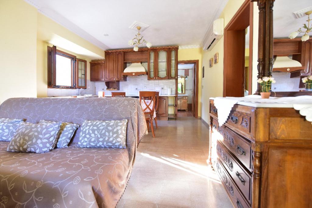 Kuchnia lub aneks kuchenny w obiekcie Limnionas Bay Village Hotel