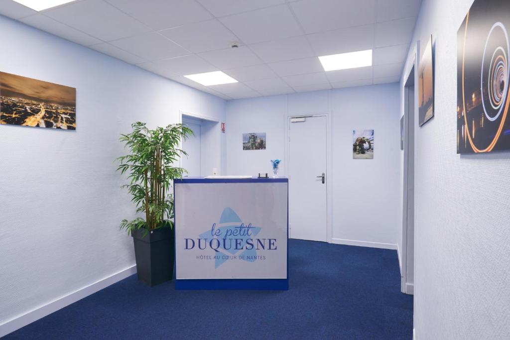 Hotel Le Petit Duquesne - Resim 25