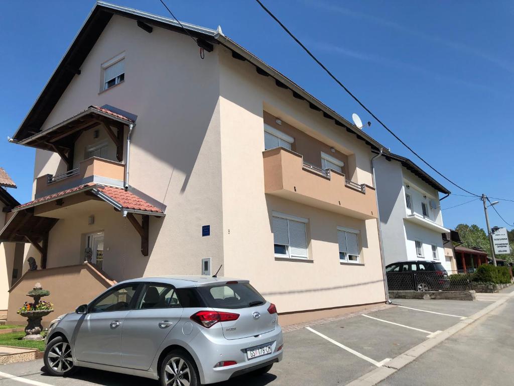 Fotografia z galérie ubytovania Apartmani "Mimoza" v destinácii Otočac