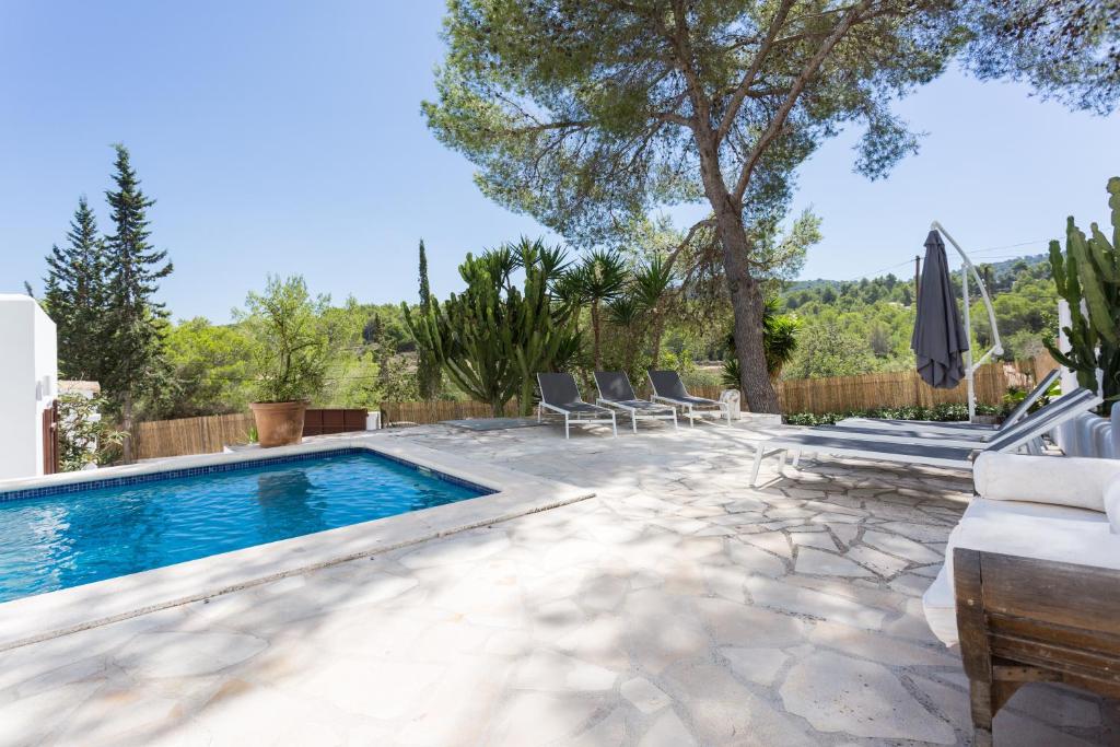 VILLA CAN MASS Architect Country Villa, Sant Rafel de sa Creu ...
