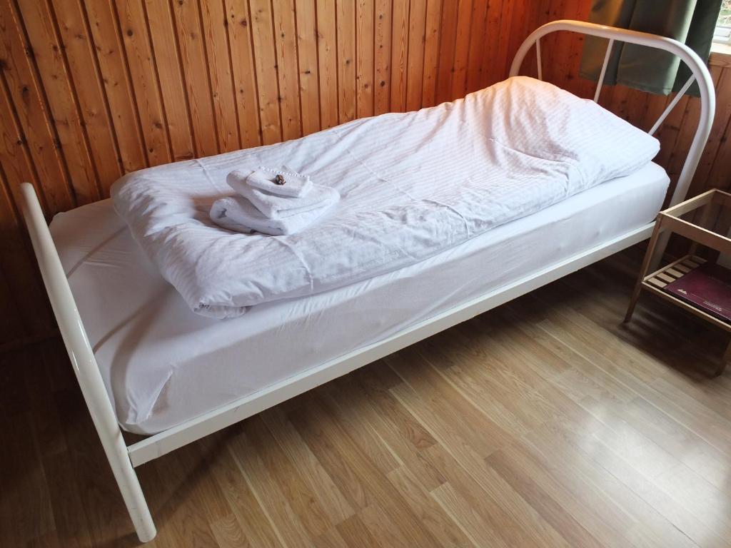 Postel nebo postele na pokoji v ubytování apartment Neðra-Vatnshorn