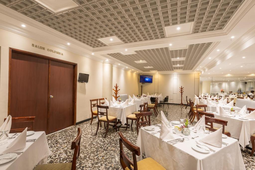 Restaurace v ubytování Hotel Dann Av. 19
