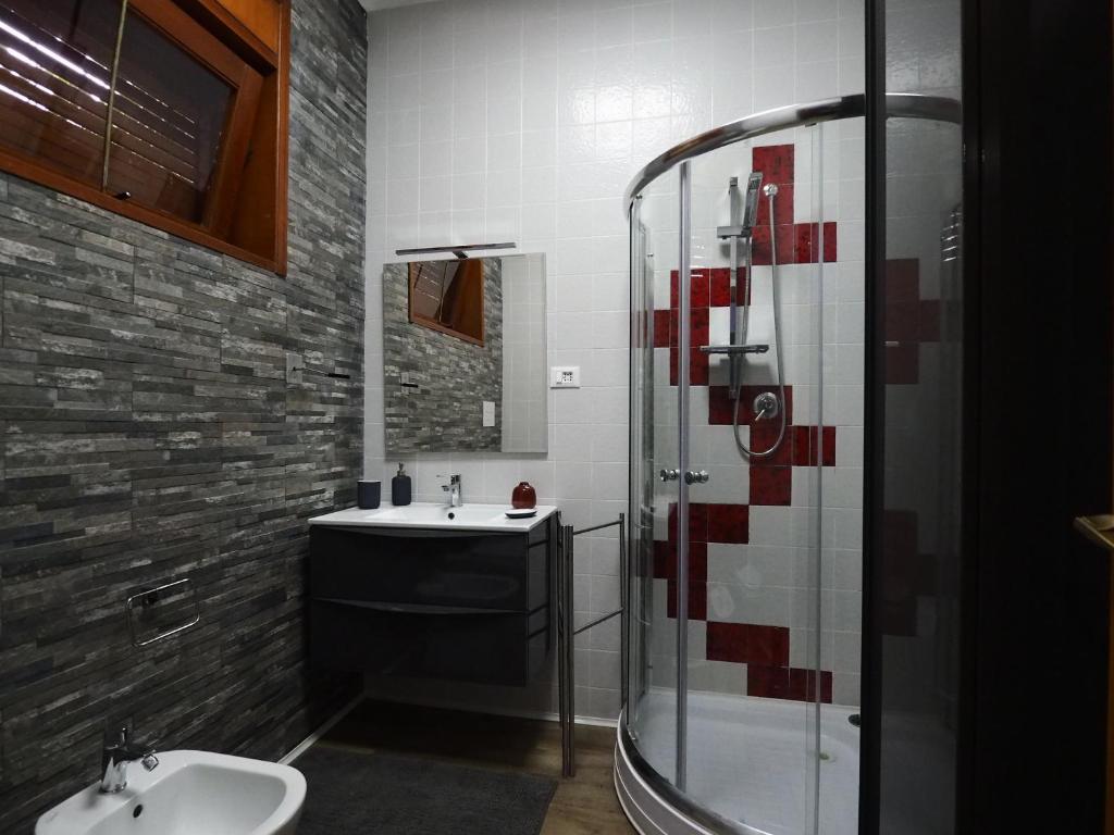 Łazienka w obiekcie Appartamento in villa