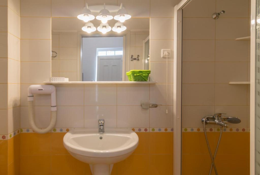 Łazienka w obiekcie Giannoulis Hotel