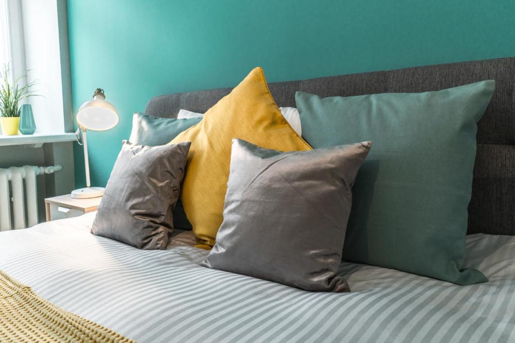 Greystone Suites & Apartments - Studio Apartment