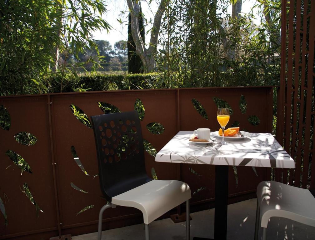 Lagrange Aparthotel Montpellier Millénaire - Resim 16