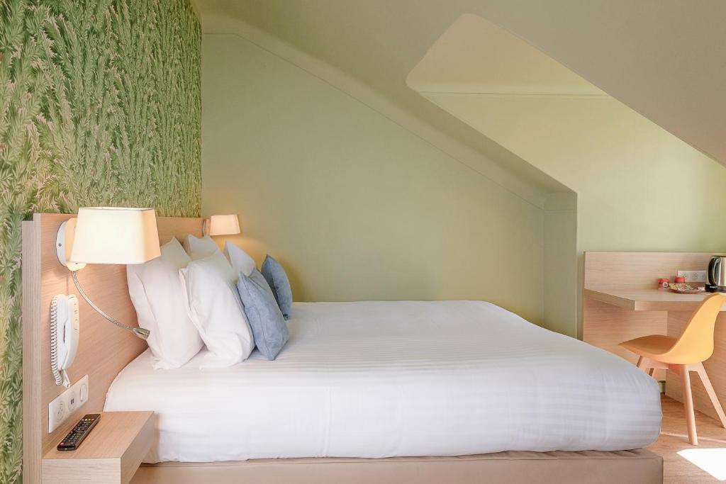 Hôtel Du Centre, un hôtel AMMI - Resim 38