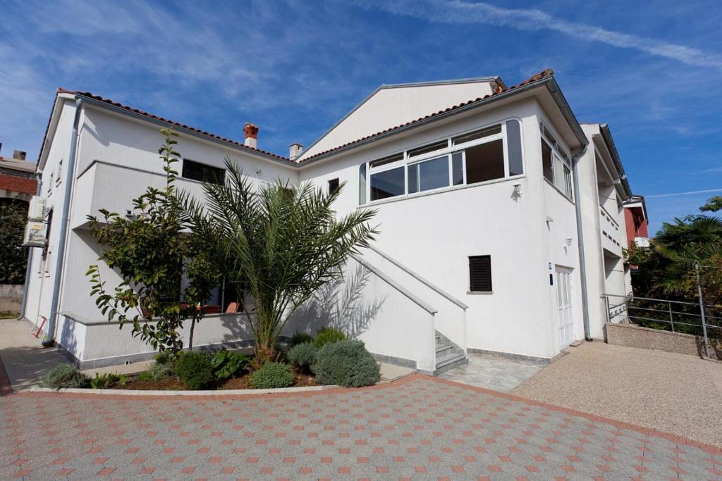 Apartments Ana