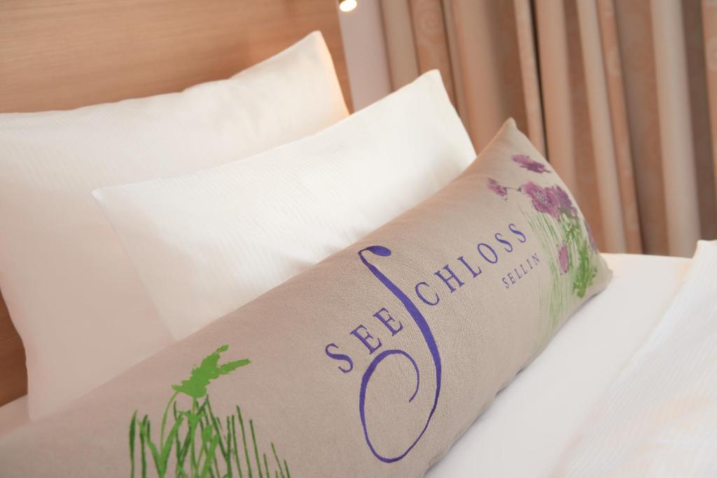 Hotel Seeschloss - 11