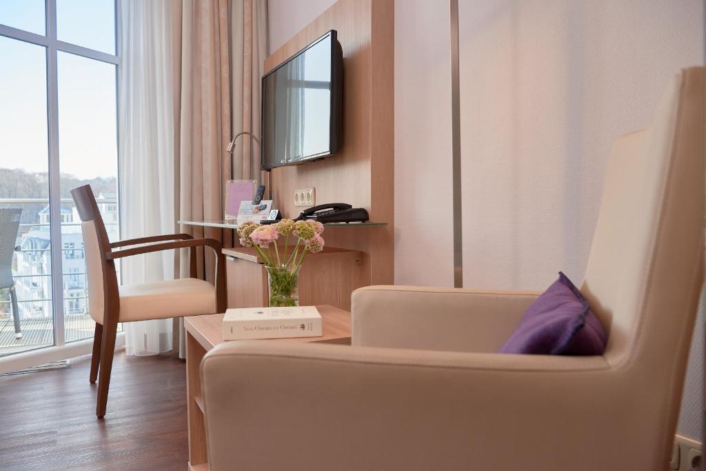 Hotel Seeschloss - 9