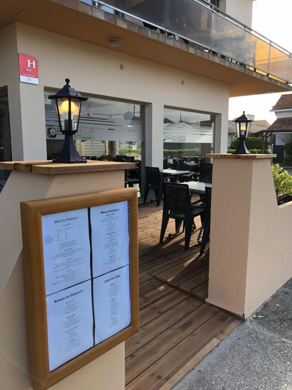 Fotografie z fotogalerie ubytování Hôtel Le Plaisance v destinaci Mimizan-Plage