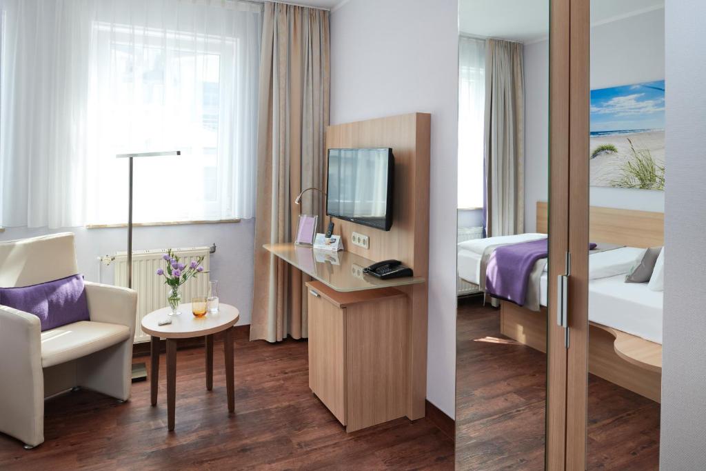 Hotel Seeschloss - 1