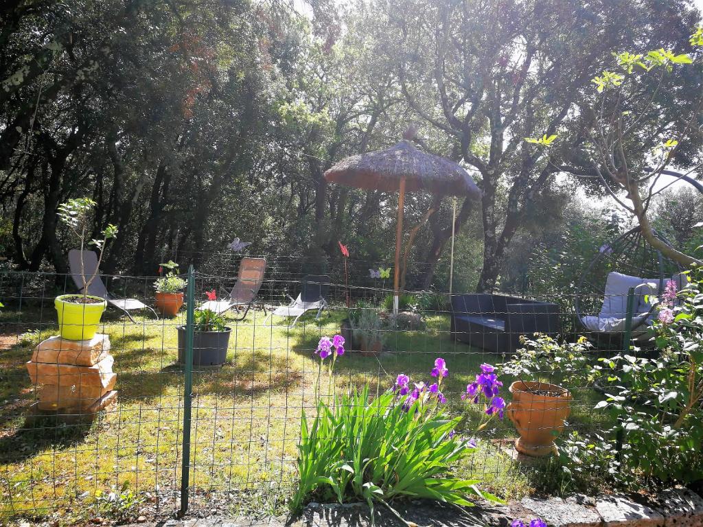 Zahrada ubytování Terrasses de l'Aven