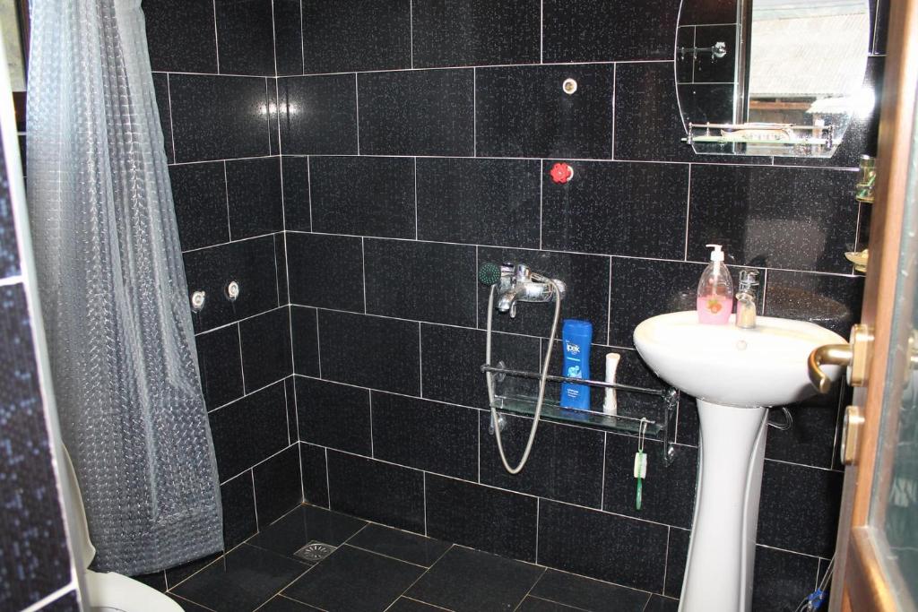 Koupelna v ubytování Hotel Tsiskari