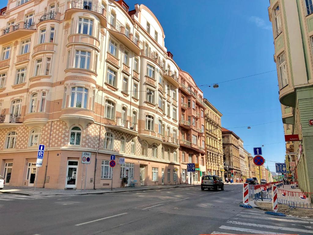 CE Apartment Prague Castle - 18