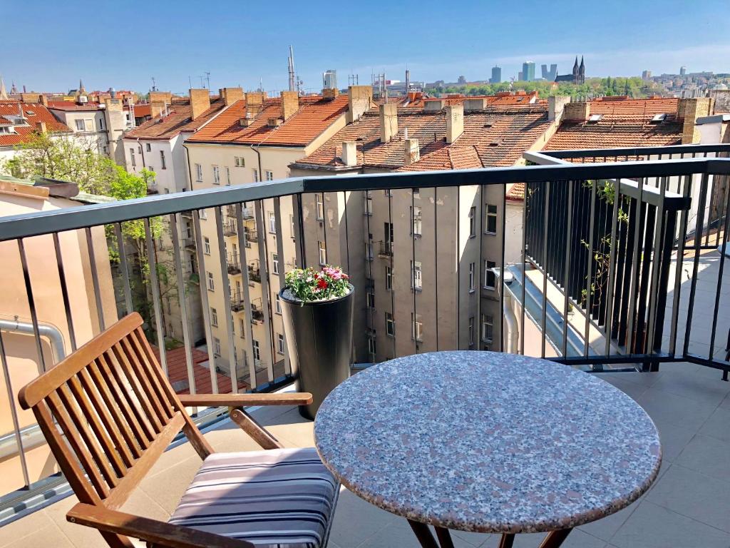 CE Apartment Prague Castle - 6