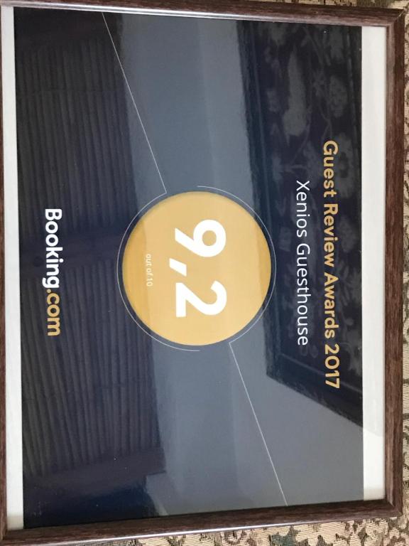 Certifikát, hodnocení, plakát nebo jiný dokument vystavený v ubytování Xenios Guesthouse