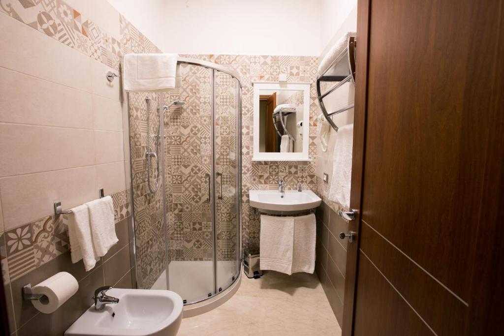 Koupelna v ubytování B&B Ponte Capograssi