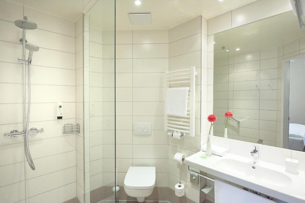 Seeschloss Sellin - Comfort Double Room Con Balcón Y Vista Al Mar
