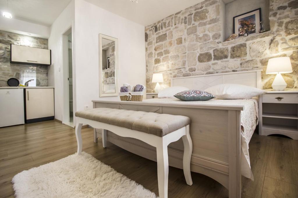 Apartments Dvor - ap1, ap2, ap3 - MATURAMENTO DELLA STUDIO