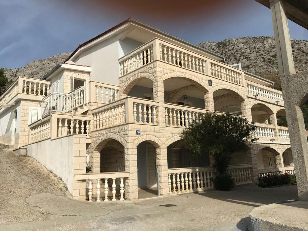 En balkon eller terrasse på Villa Na More