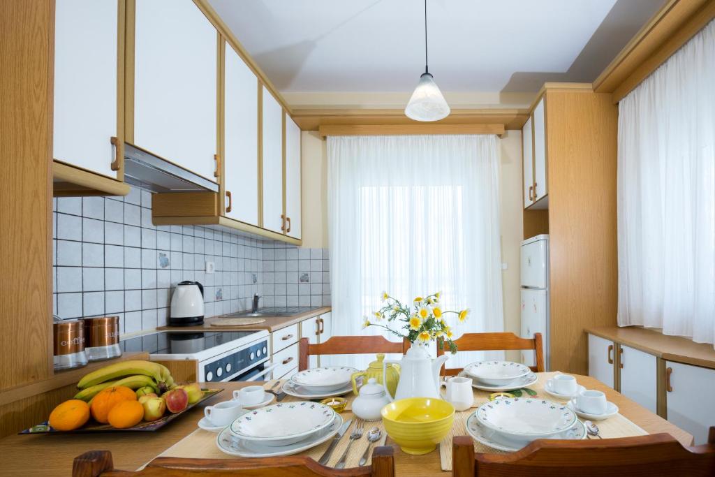 A kitchen or kitchenette at Sea Daffodil apartments