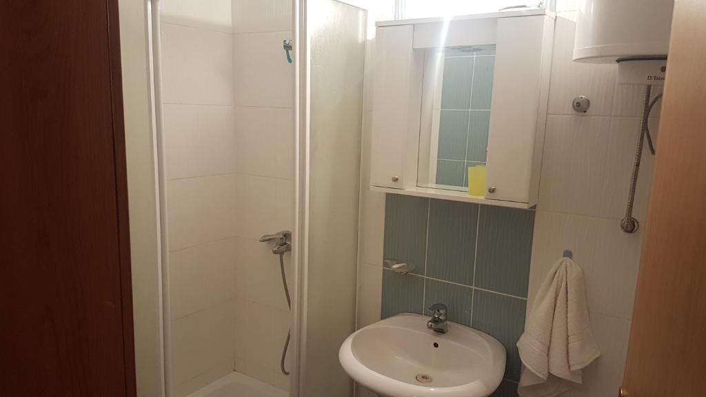 Ένα μπάνιο στο "PARADIZE" Apartmant