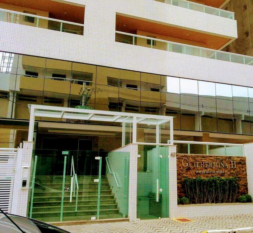  APARTAMENTO - GUILHERMINA - PRAIA GRANDE