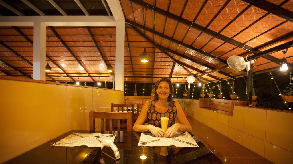 Hosté ubytování Roses Inn Fortkochi