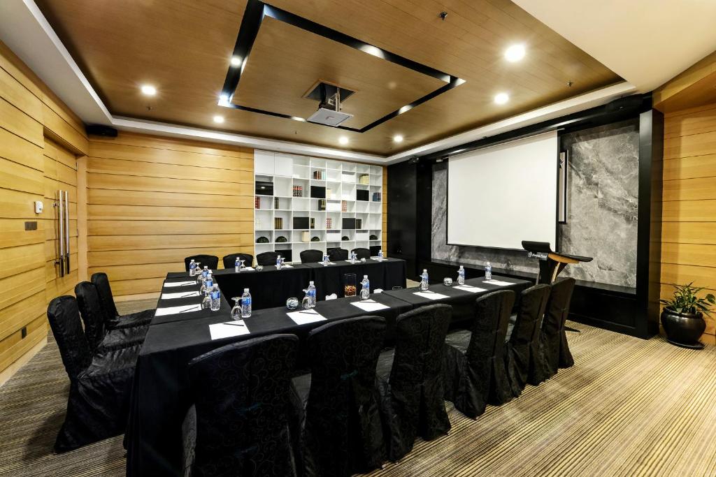 Zona business o sala conferenze di Horizon Hotel