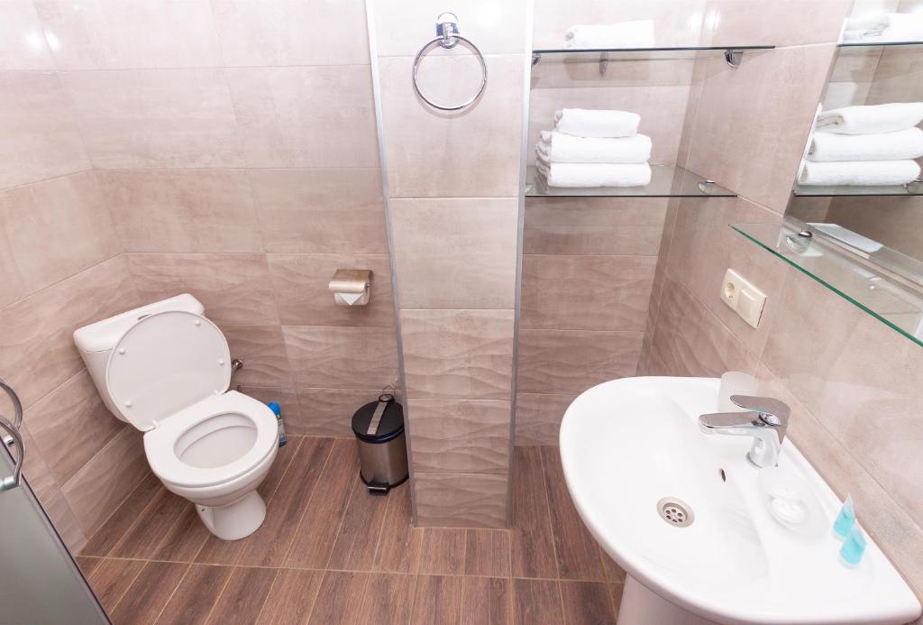 Koupelna v ubytování Hotel Amser
