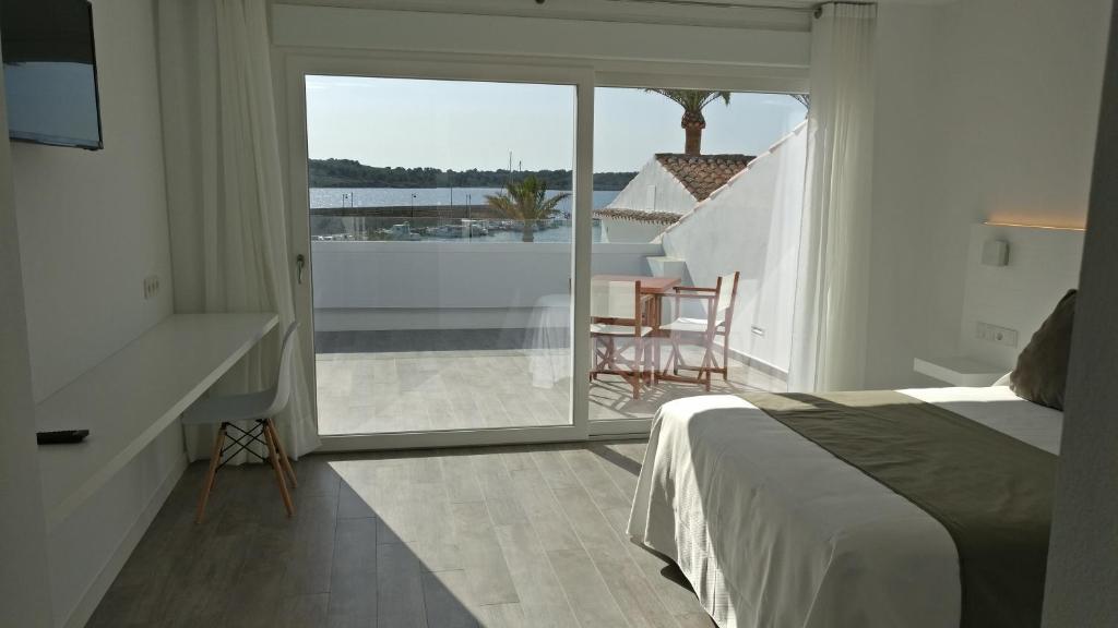 Hostal La Palma, Fornells – Updated 2022 Prices